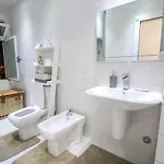 Centre 1