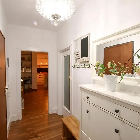 Apartamento Centre 1 *