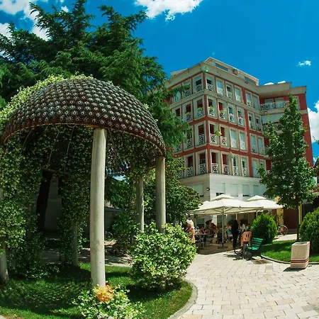 Centre 1 Σκόδρα